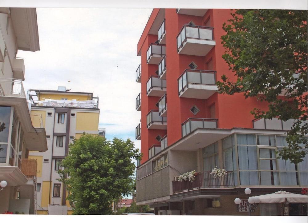 Hotel Darsena Cesenatico Exterior foto